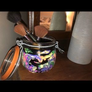 liquid tripp painted jar